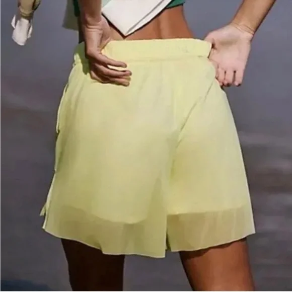 NWOT Free People Movement Mesh overlay Double Vision yellow Long Shorts size Med - Picture 3 of 3
